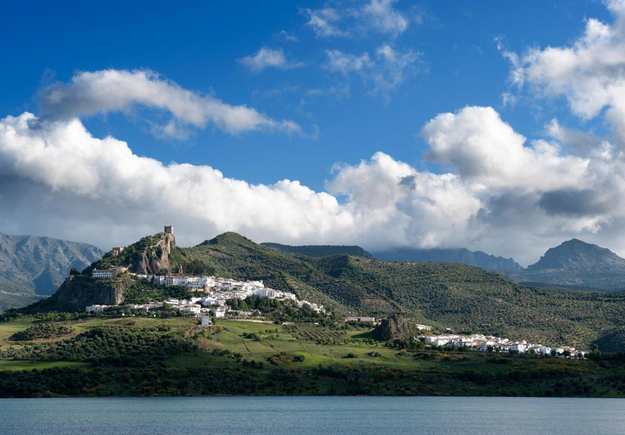 Al Lago Zahara De La Sierra Esterno foto